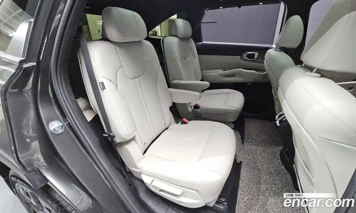 Kia Sorento 2024 1.6 Автомат в Москве № 102031, фото 13