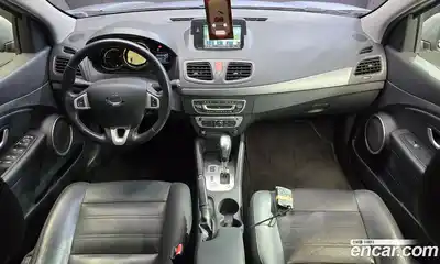 Renault SM3 2018 Автомат в Москве № 106184, миниатюра 7