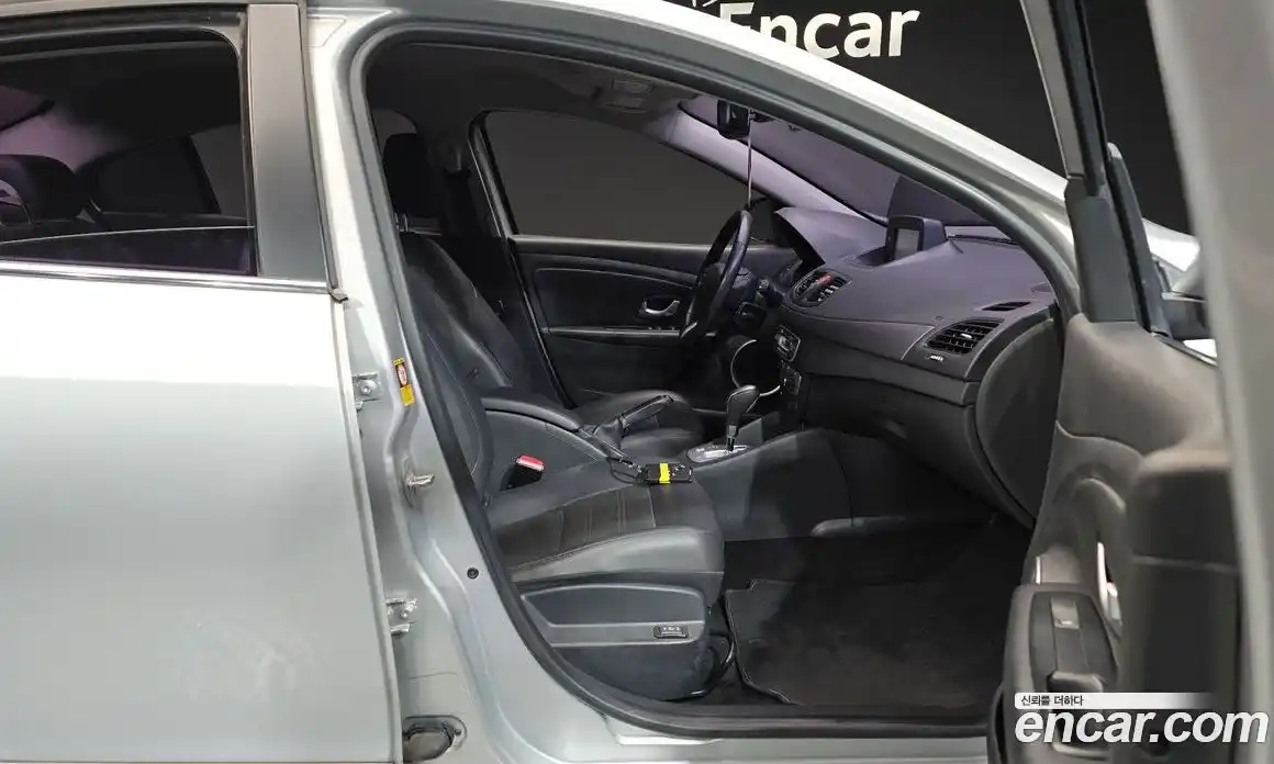 Renault SM3 2018 Автомат в Москве № 106184, фото 10