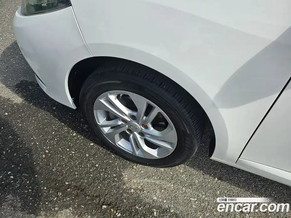 Renault SM3 2017 1.6 Автомат в Москве № 106442, фото 5