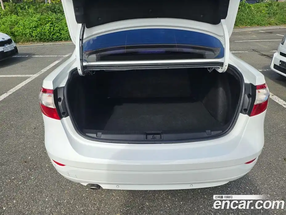 Renault SM3 2017 1.6 Автомат в Москве № 106442, фото 6