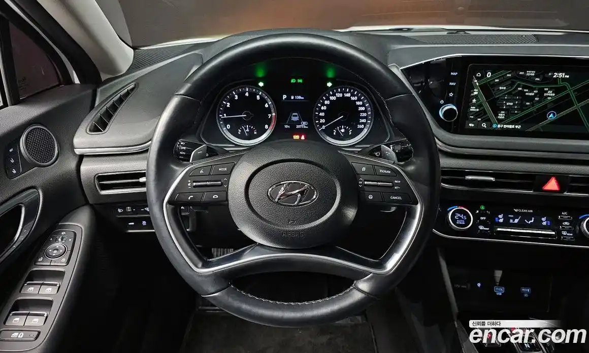 Hyundai Sonata 2020 2.0 Автомат в Москве № 108492, фото 13