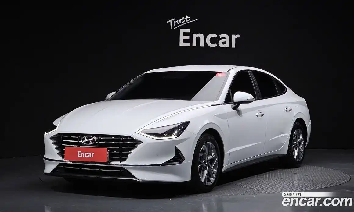 Hyundai Sonata 2020 2.0 Автомат в Москве № 108492, фото 14