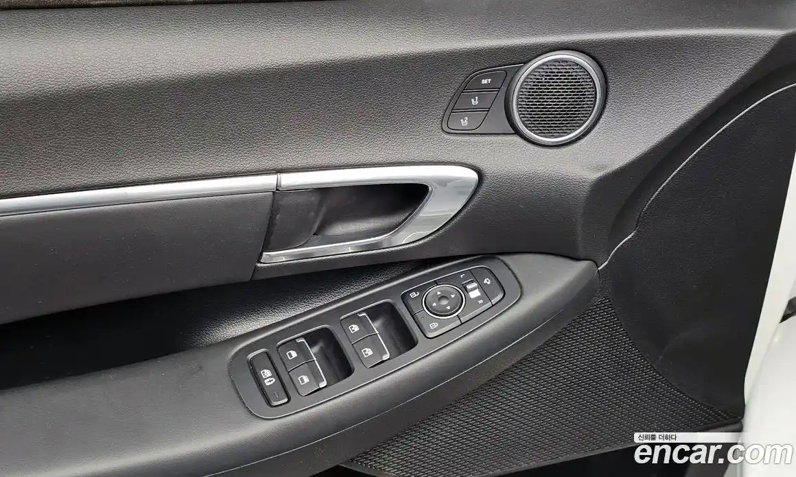 Hyundai Sonata 2020 2.0 Автомат в Москве № 108492, фото 16