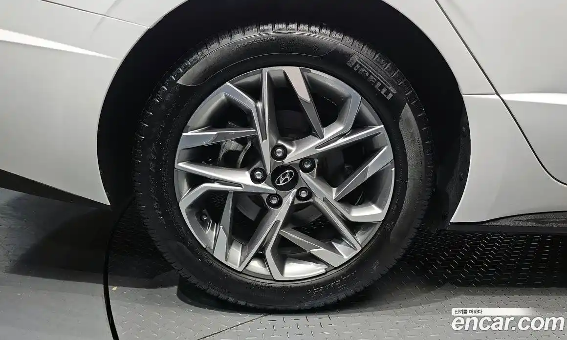 Hyundai Sonata 2020 2.0 Автомат в Москве № 108492, фото 20