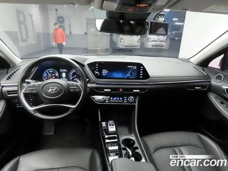 Hyundai Sonata 2023 2.0 Автомат в Москве № 109445, фото 6