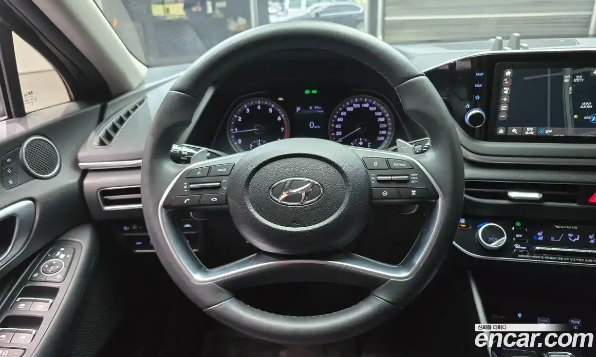 Hyundai Sonata 2020 2.0 Автомат в Москве № 111801, фото 14