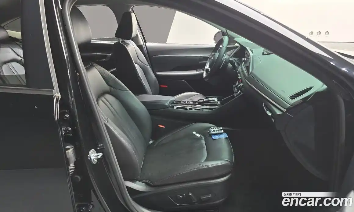 Hyundai Sonata 2020 2.0 Автомат в Москве № 111801, фото 10