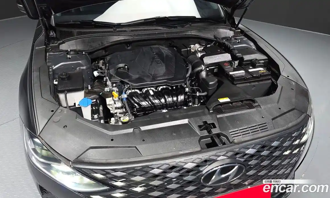 Hyundai Grandeur 2020 2.5 Автомат в Москве № 113077, фото 16