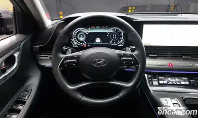 Hyundai Grandeur 2020 2.5 Автомат в Москве № 113077, миниатюра 2