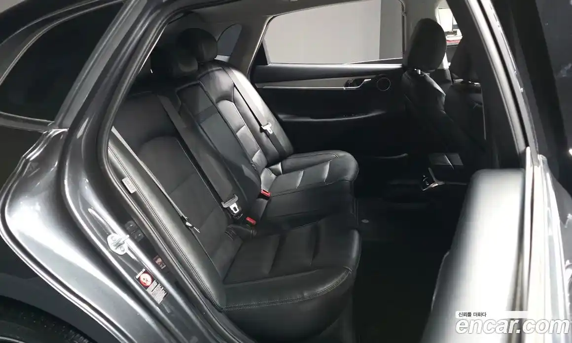 Hyundai Grandeur 2020 2.5 Автомат в Москве № 113077, фото 4