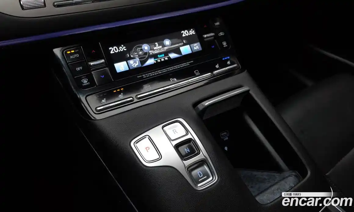 Hyundai Grandeur 2020 2.5 Автомат в Москве № 113077, фото 10