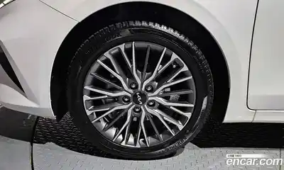 Kia K3 2024 1.6 Автомат в Москве № 115656, миниатюра 5