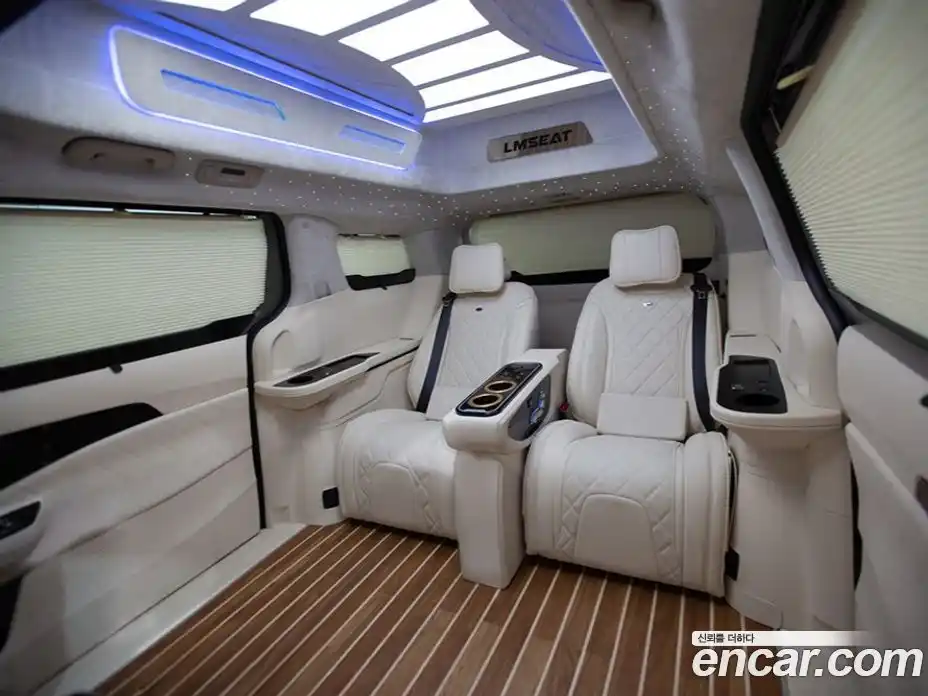 Kia Canival 2023 2.2 Автомат в Москве № 116376, фото 8