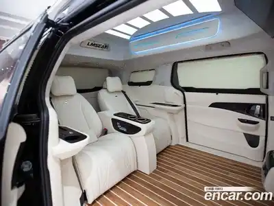 Kia Canival 2023 2.2 Автомат в Москве № 116376, миниатюра 10
