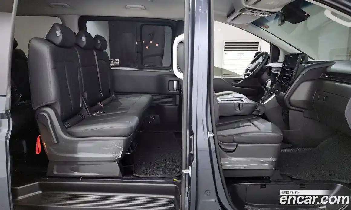 Hyundai Staria 2025 2.2 Автомат в Москве № 119839, фото 12