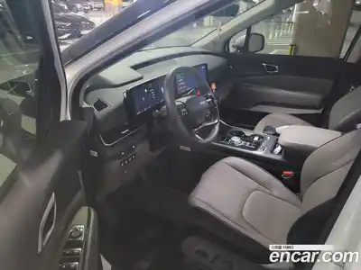 Kia Canival 2025 1.6 Автомат в Москве № 121273, миниатюра 4