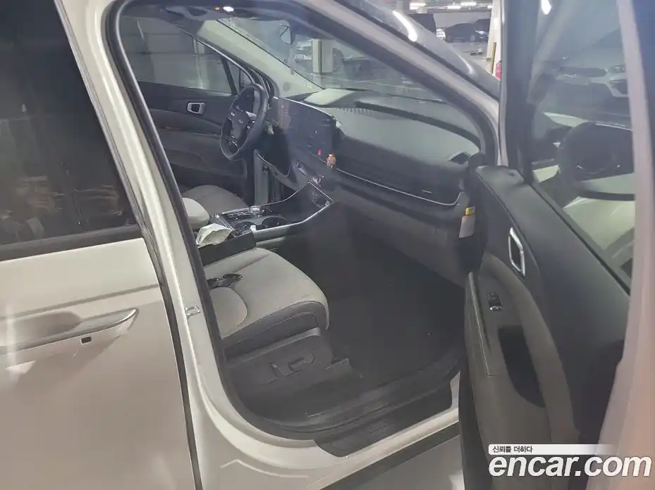 Kia Canival 2025 1.6 Автомат в Москве № 121273, фото 10