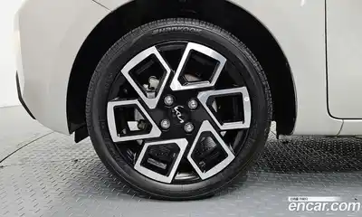 Kia Ray 2024 1.0 Автомат в Москве № 121617, миниатюра 5