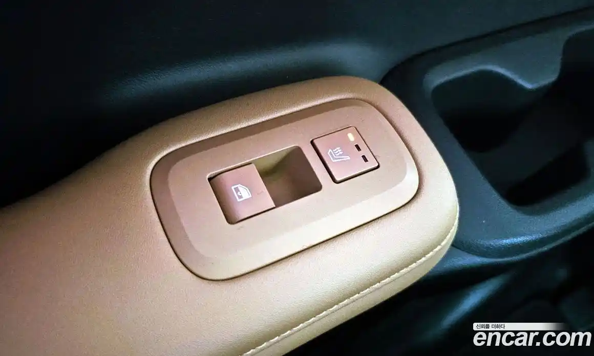 Hyundai Santa Fe 2024 1.6 Автомат в Москве № 125013, фото 18