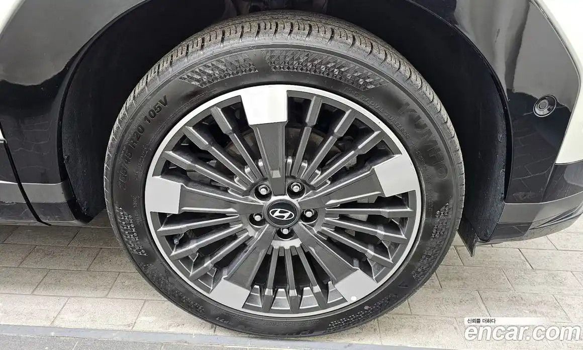 Hyundai Santa Fe 2024 1.6 Автомат в Москве № 125013, фото 5