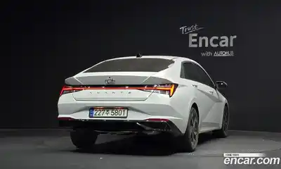 Hyundai Avante 2023 1.6 Автомат в Москве № 129266, миниатюра 4