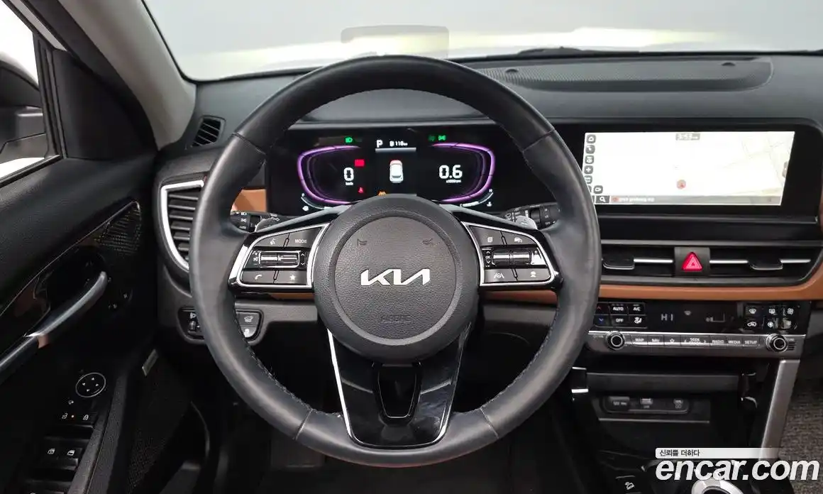 Kia Seltos 2023 1.6 Автомат в Москве № 131479, фото 13