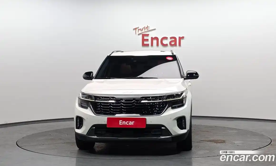 Kia Seltos 2023 1.6 Автомат в Москве № 131479, фото 3