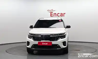 Kia Seltos 2023 1.6 Автомат в Москве № 131479, миниатюра 3