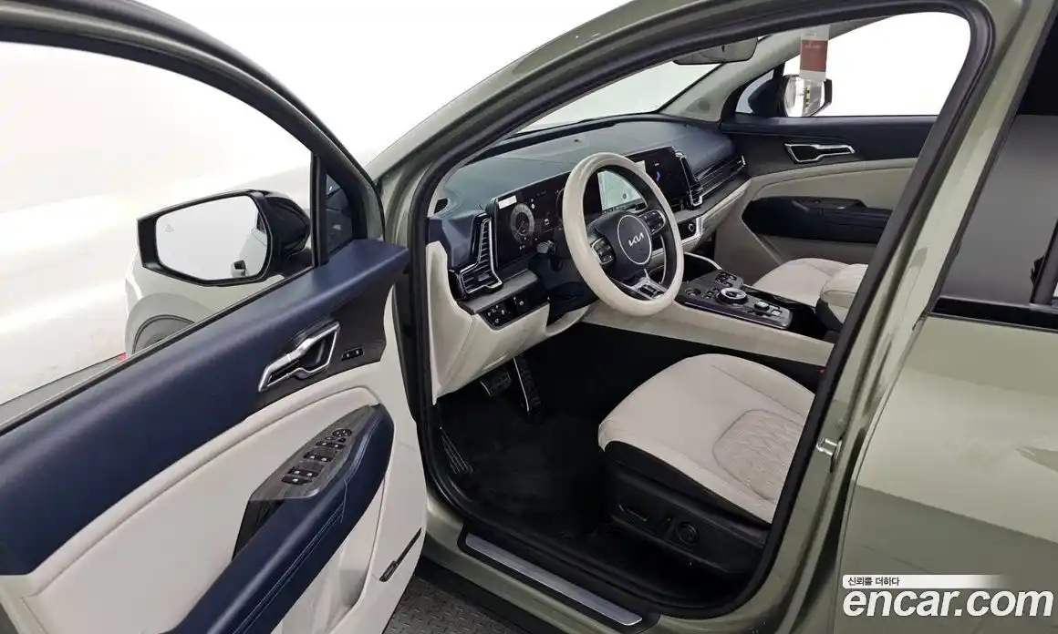 Kia Sportage 2023 1.6 Автомат в Москве № 132115, фото 14