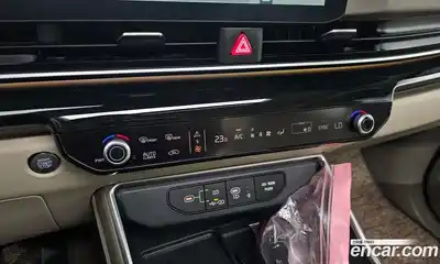 Kia Canival 2024 2.2 Автомат в Москве № 133229, миниатюра 4