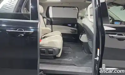 Kia Canival 2023 3.5 Автомат в Москве № 133292, миниатюра 12