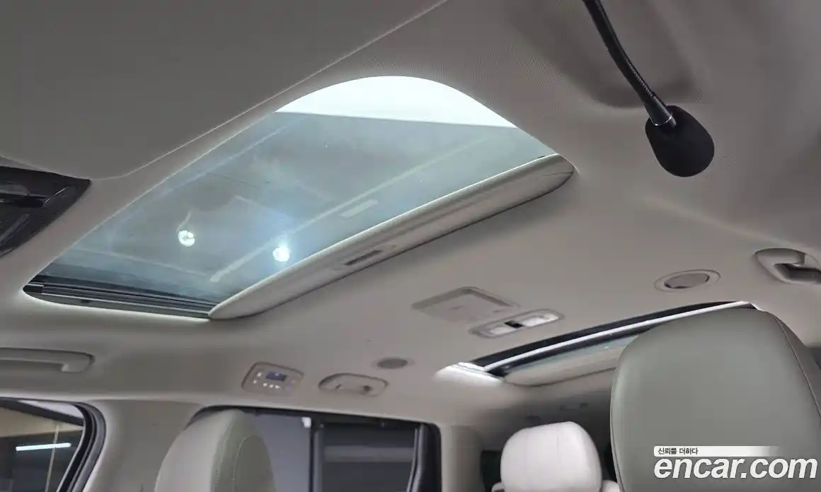 Kia Canival 2023 3.5 Автомат в Москве № 133292, фото 18