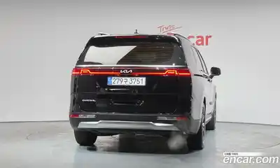 Kia Canival 2023 3.5 Автомат в Москве № 133292, миниатюра 4
