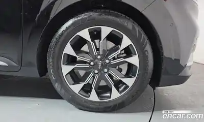 Kia Canival 2023 3.5 Автомат в Москве № 133292, миниатюра 5