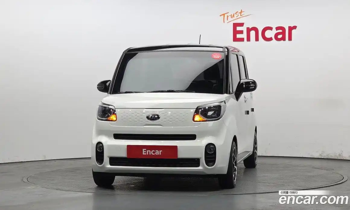 Kia Ray 2019 1.0 Автомат в Москве № 133407, фото 13