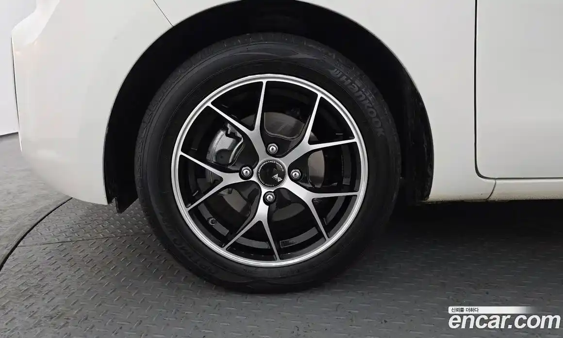 Kia Ray 2019 1.0 Автомат в Москве № 133407, фото 6