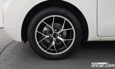 Kia Ray 2019 1.0 Автомат в Москве № 133407, миниатюра 6