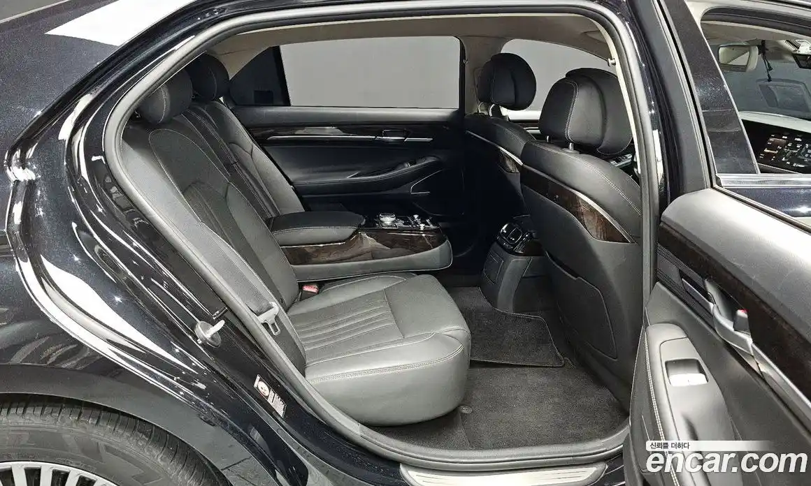 Genesis G90 2020 3.8 Автомат в Москве № 135237, фото 6