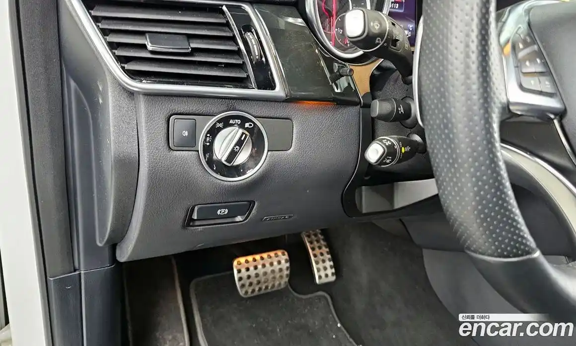 Mercedes-Benz GLE-Class 2016 5.5 Автомат в Москве № 138171, фото 20