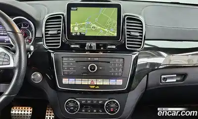 Mercedes-Benz GLE-Class 2016 5.5 Автомат в Москве № 138171, миниатюра 5