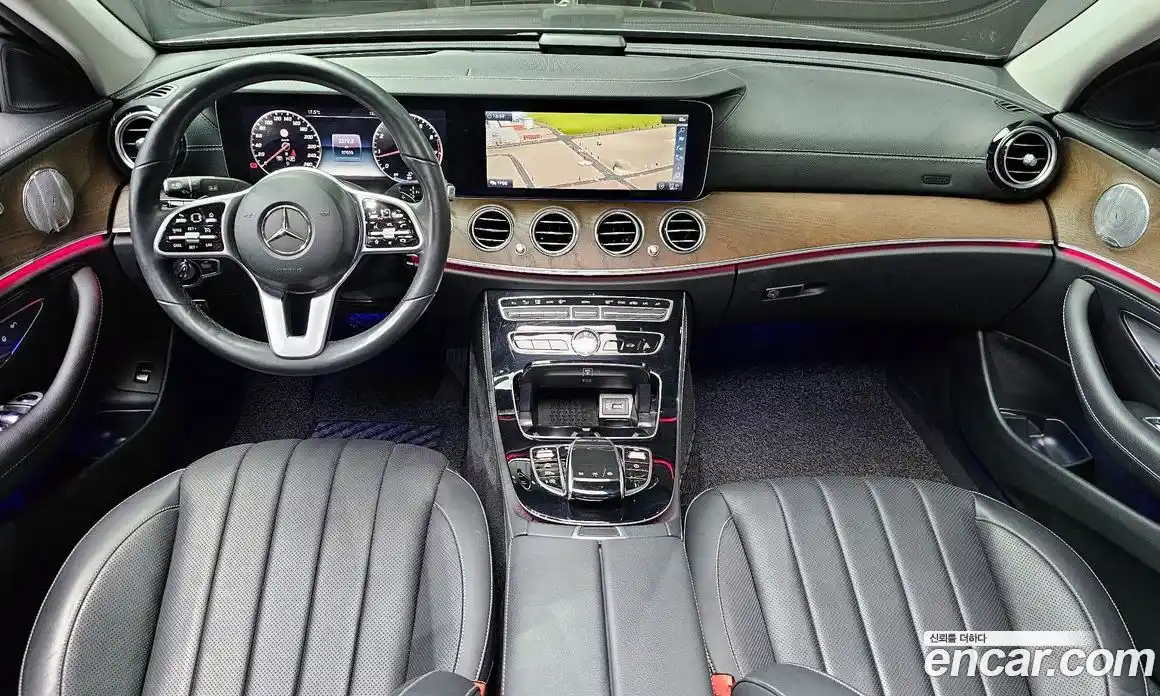 Mercedes-Benz E-Class 2019 2.0 Автомат в Москве № 138721, фото 20