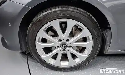 Mercedes-Benz E-Class 2019 2.0 Автомат в Москве № 138721, миниатюра 4