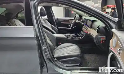 Mercedes-Benz E-Class 2019 2.0 Автомат в Москве № 138721, миниатюра 6