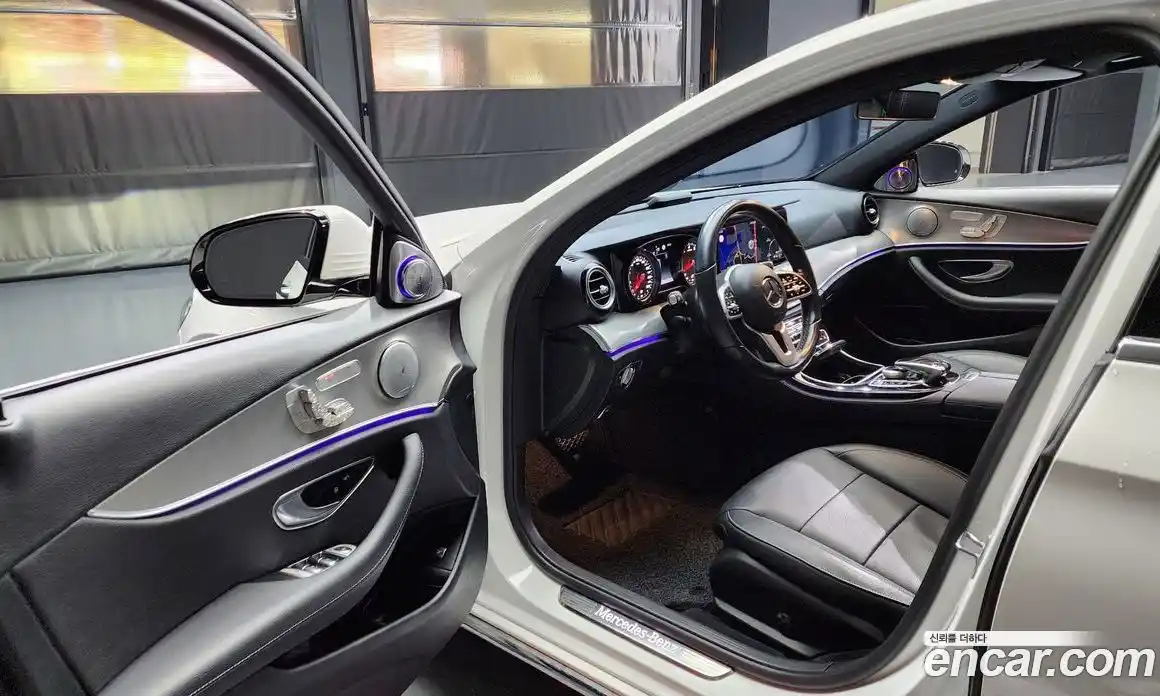 Mercedes-Benz E-Class 2019 2.0 Автомат в Москве № 139115, фото 14