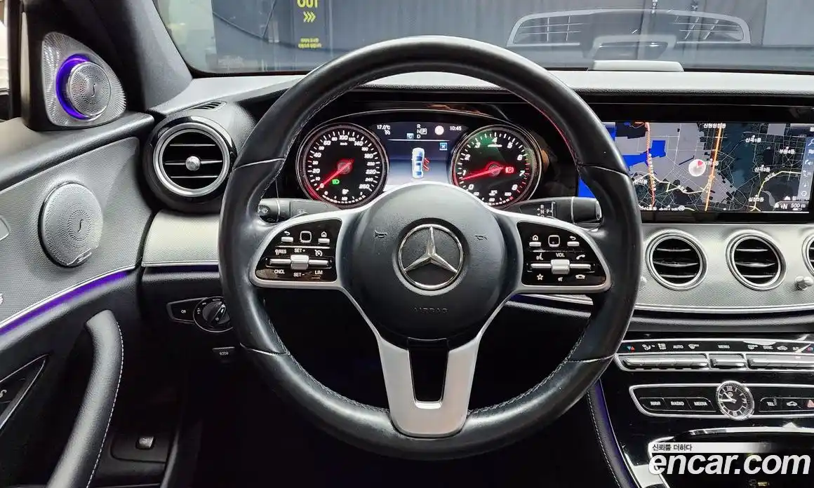 Mercedes-Benz E-Class 2019 2.0 Автомат в Москве № 139115, фото 18