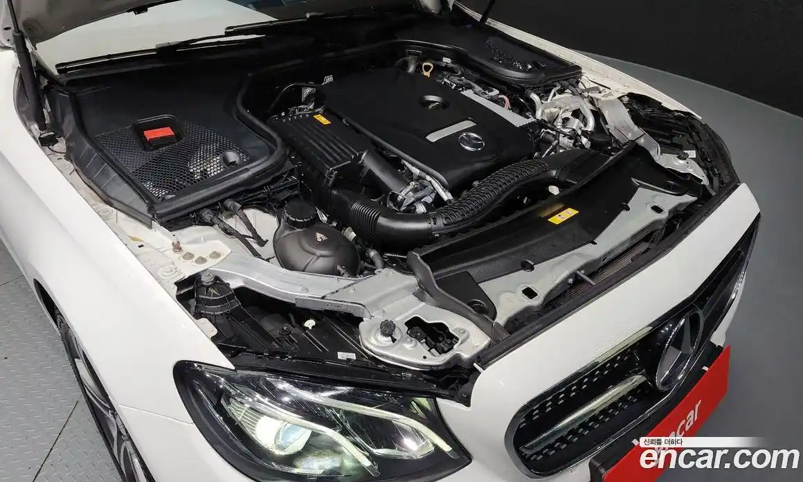 Mercedes-Benz E-Class 2019 2.0 Автомат в Москве № 139115, фото 10