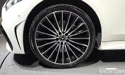 Mercedes-Benz CLS-Class 2023 3.0 Автомат в Москве № 140785, миниатюра 5