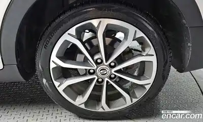 SsangYong TIBOLI 2017 1.6 Автомат в Москве № 146505, миниатюра 2