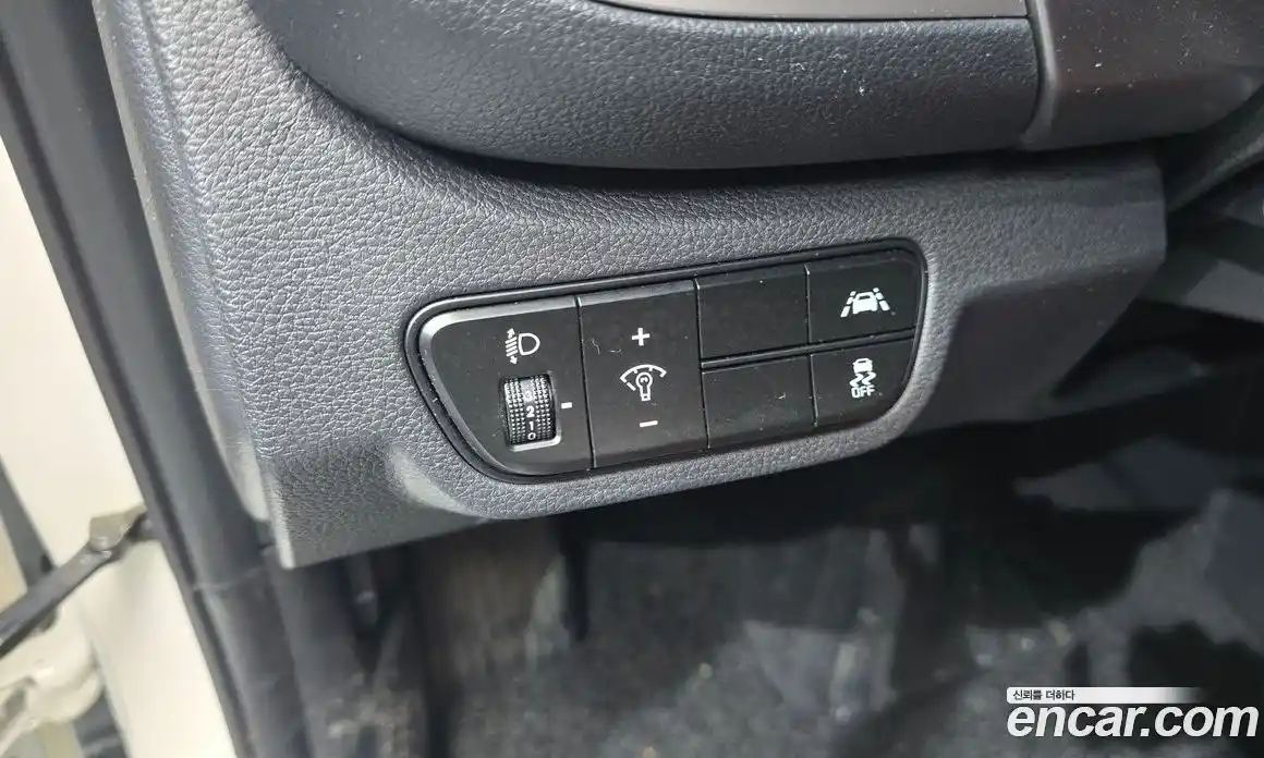 Kia Seltos 2020 1.6 Автомат в Москве № 15785, фото 16